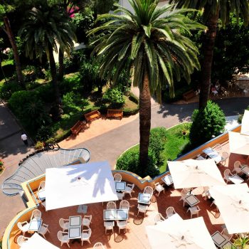 séjour pension complete Menton